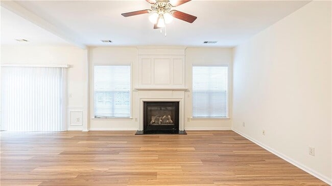 Building Photo - 2070 Hailston Dr NW