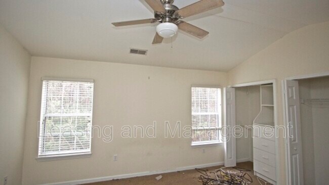 Building Photo - 1247 Island Club Dr