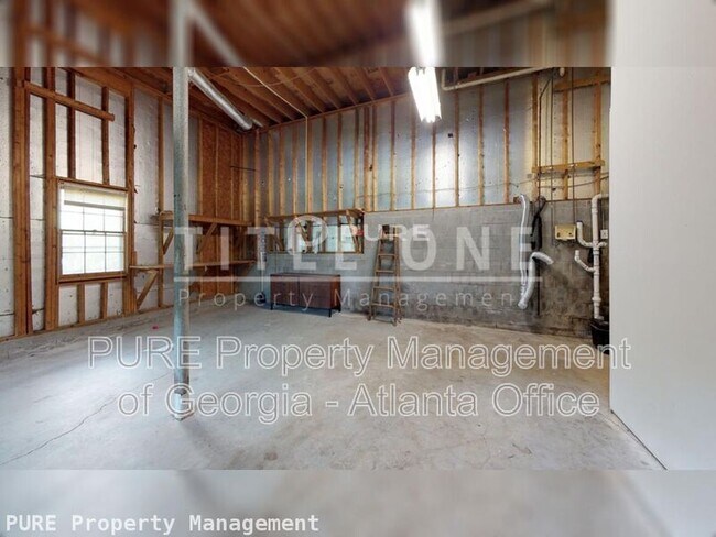 Building Photo - 31 Etowah Ct