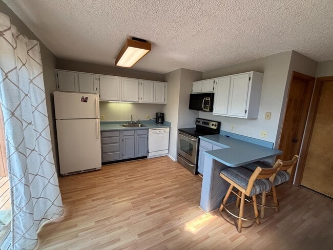 Building Photo - 373 Co Rd 4421