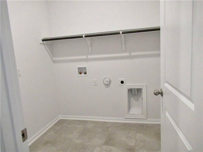 Building Photo - 1232 Whippletree Trl