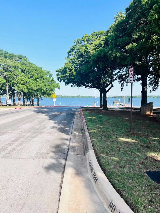 Building Photo - Charming Condo in Established Community of...