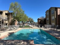 Building Photo - 1-Bedroom Condo in Ideal Tempe Location – ...