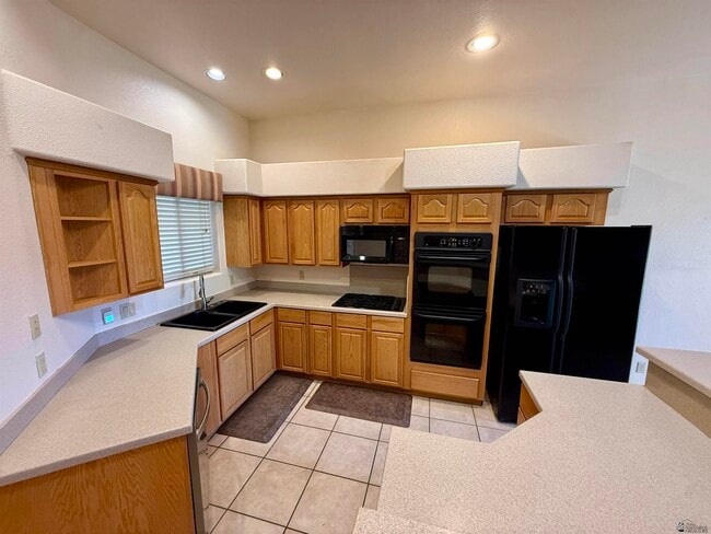 Building Photo - 11785 Calle Gaudi