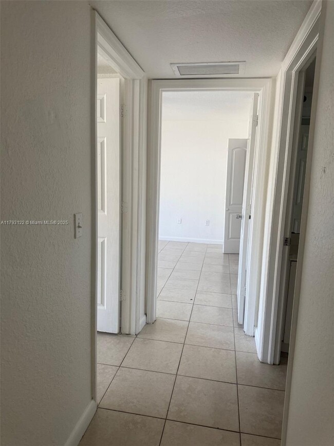 Building Photo - 15410 SW 284th St