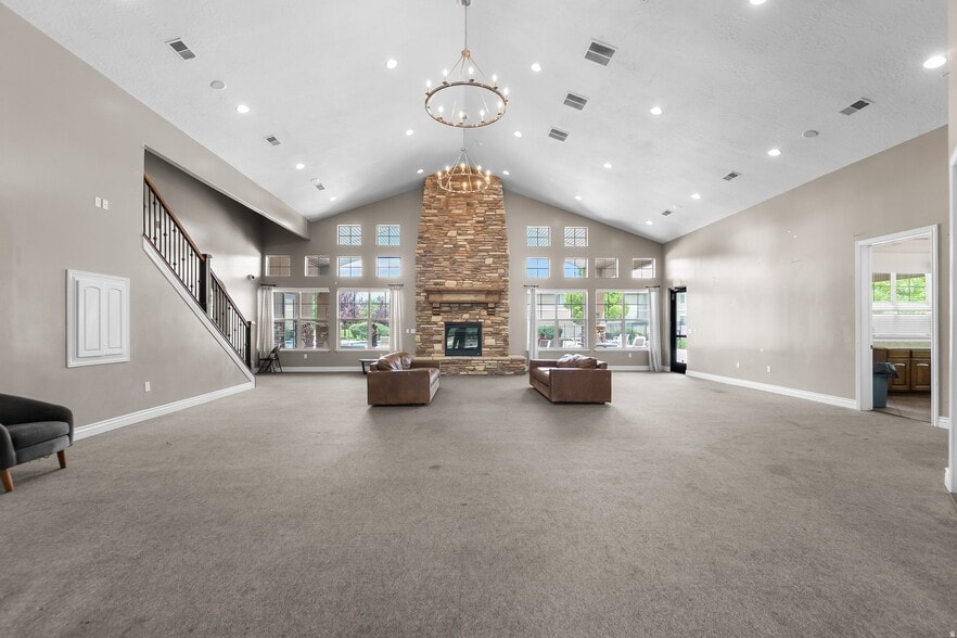 Building Photo - 928 Stonehaven Dr