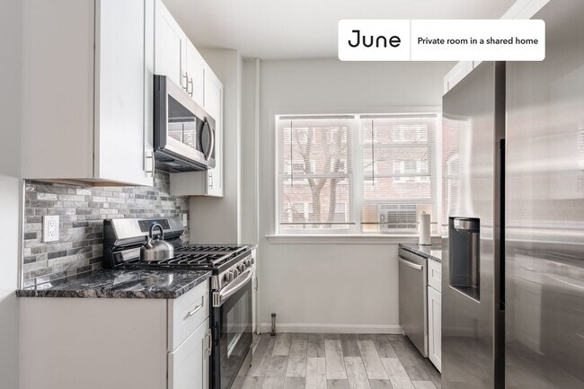 Building Photo - Room in Shared 2 bed/1 bath home