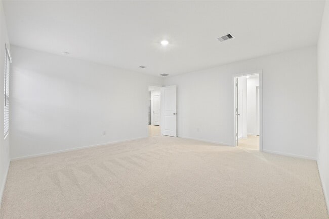 Building Photo - 249 Douglas Hls Dr