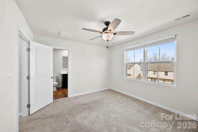 Building Photo - 708 Dillon Wy