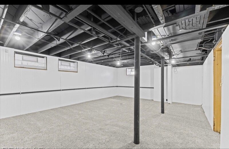 Building Photo - 16148 Northlawn St