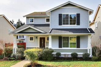 Building Photo - Open Floor Plan Home!  3 Bedroom, 2.5 bath with Loft