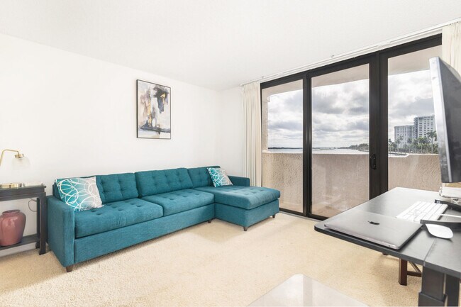 Building Photo - 1200 S Flagler Dr