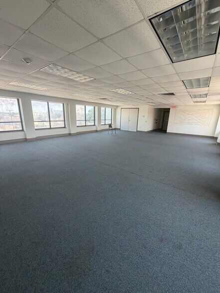 Building Photo - 1115 Columbus Ave