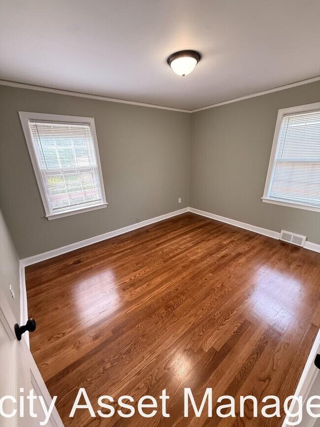 Building Photo - This Beauty Is Ready for Move In!!! Section 8 Welcomed!!!