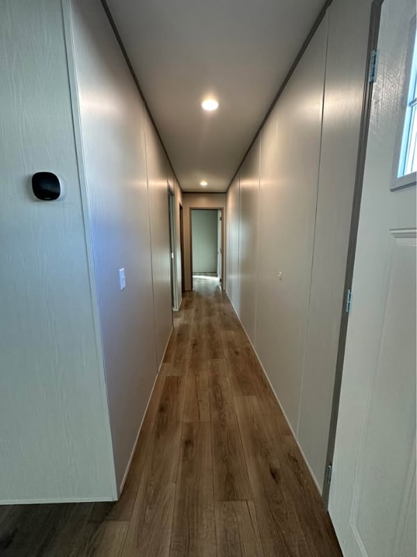 Building Photo - 10301 SE 29th St