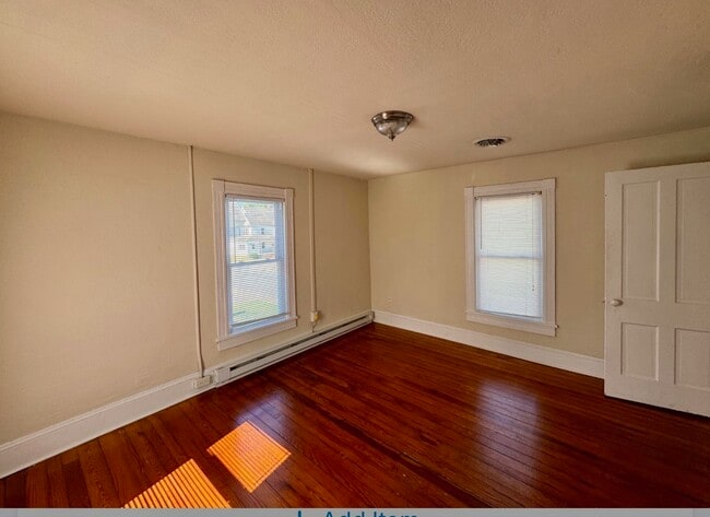 Building Photo - 809 S Division St