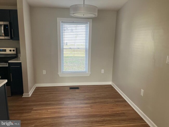 Building Photo - 206 Cashmere Dr