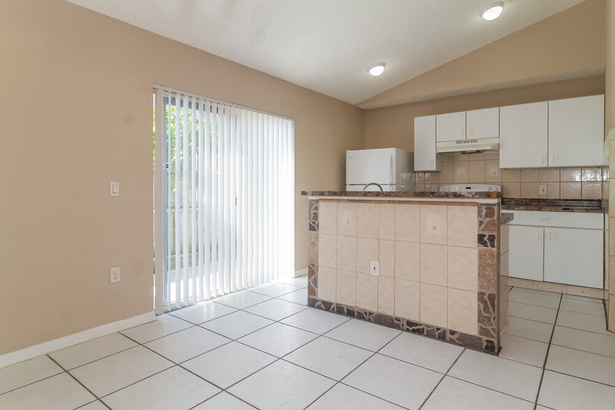 Building Photo - 160 Gleason Cove