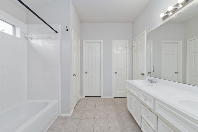 Building Photo - 20527 Port Bishop Ln
