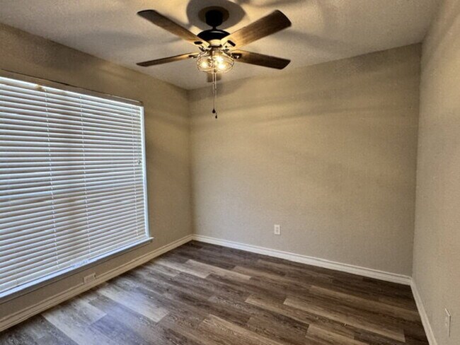 Building Photo - 158 Osprey Haven