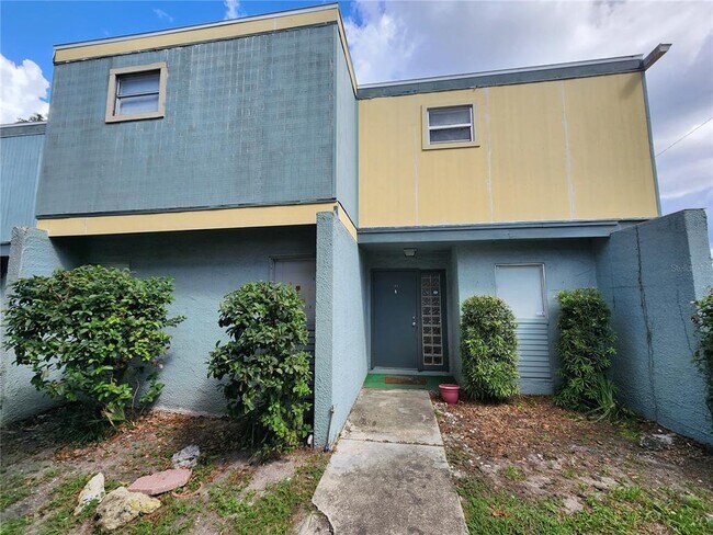 Primary Photo - 719 SW 75th St