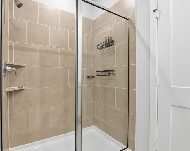 Building Photo - 16215 Globetrotter Ct