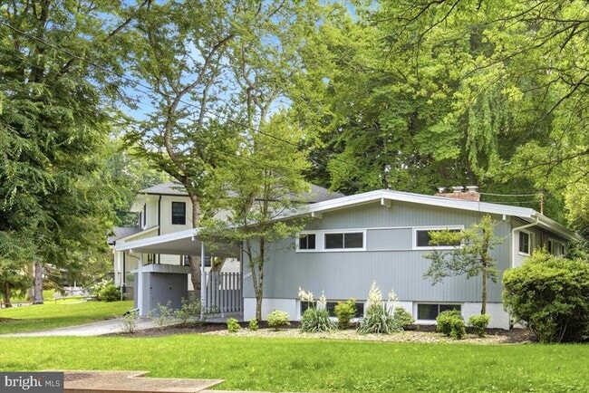 Building Photo - 6614 Melody Ln