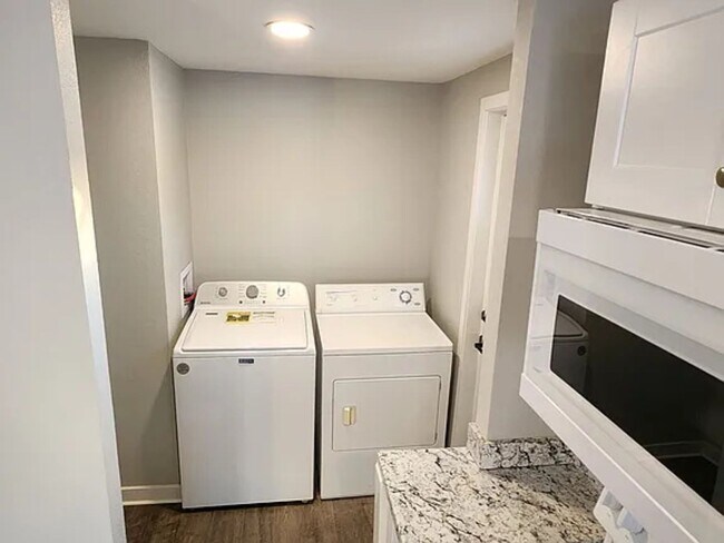 Building Photo - 8517 Co Rd