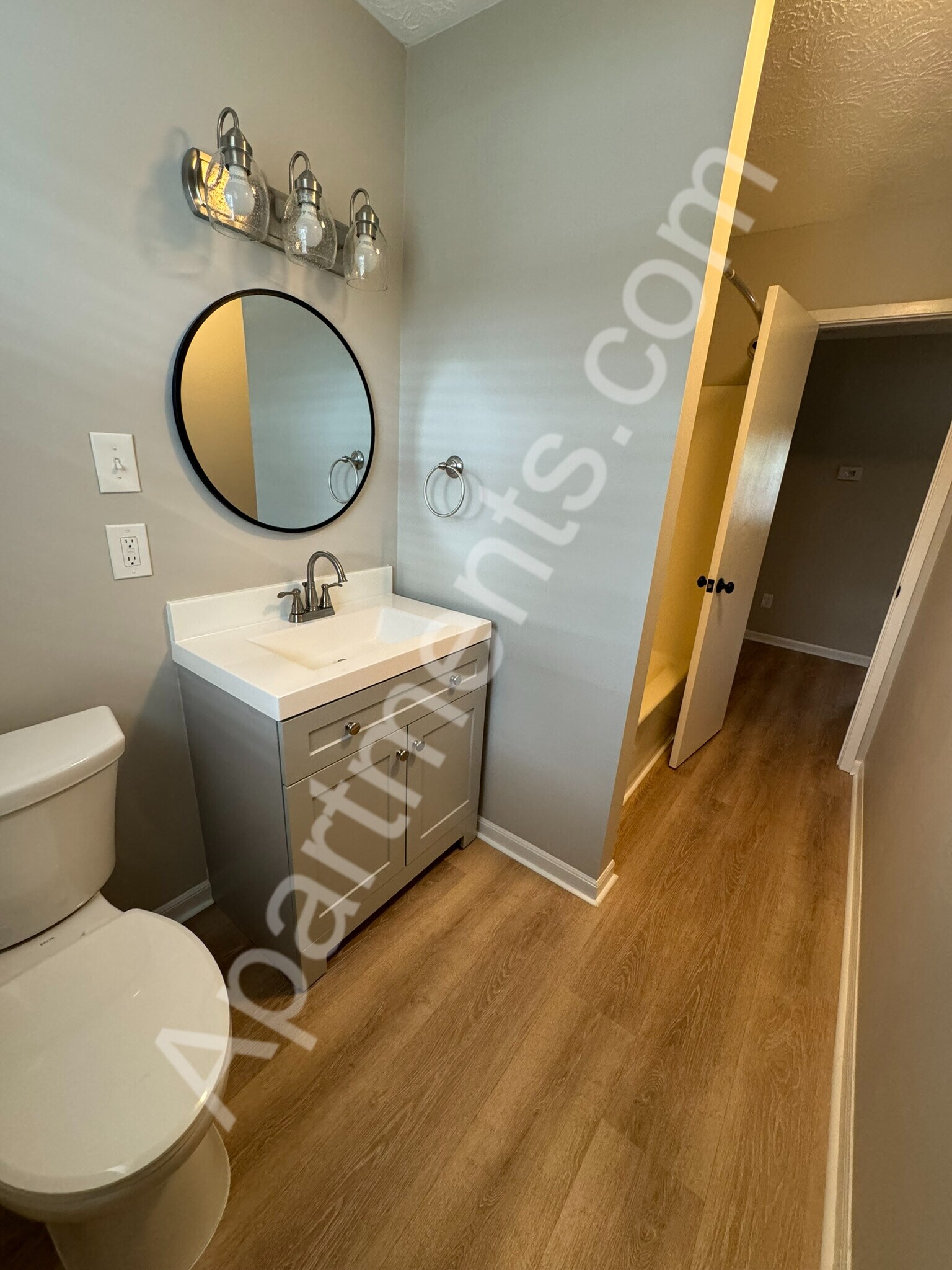Building Photo - 5357 Valina Dr