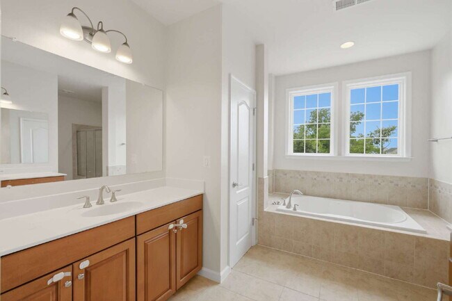 Building Photo - Sophisticated Colonial Offering Refined Finishes, Gourmet Kitchen & Spacious Floor Plan