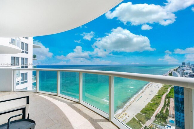 Primary Photo - 6365 Collins Ave