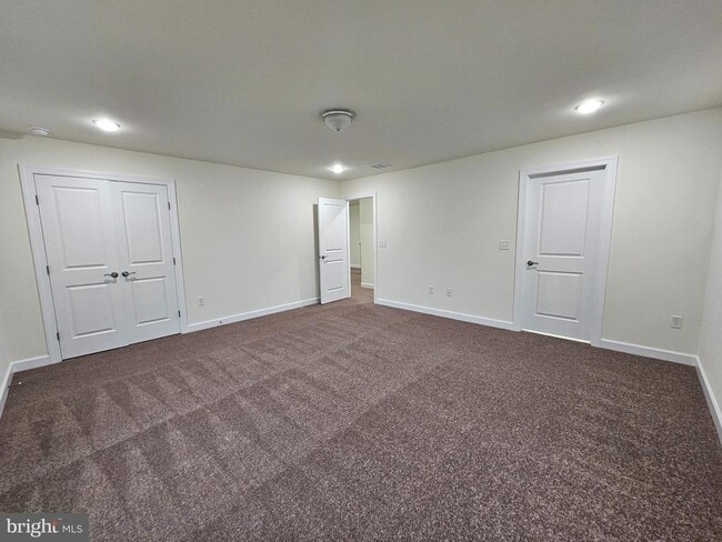 Building Photo - 6 Valhalla Ct