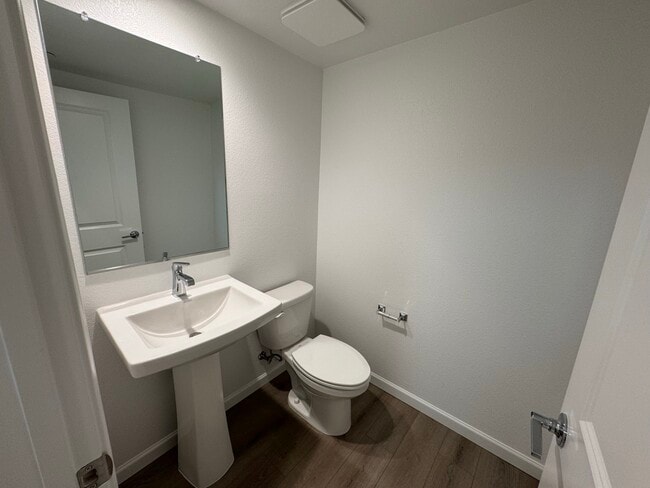 Building Photo - 6333 Dandelion St