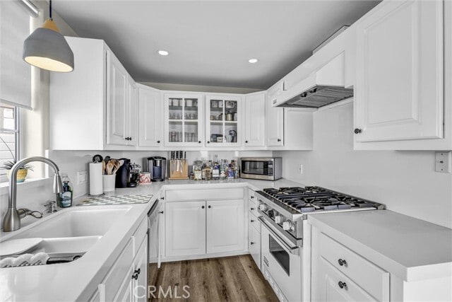 Building Photo - 2740 Highland Way