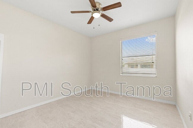 Building Photo - 11403 Holmbridge Ln