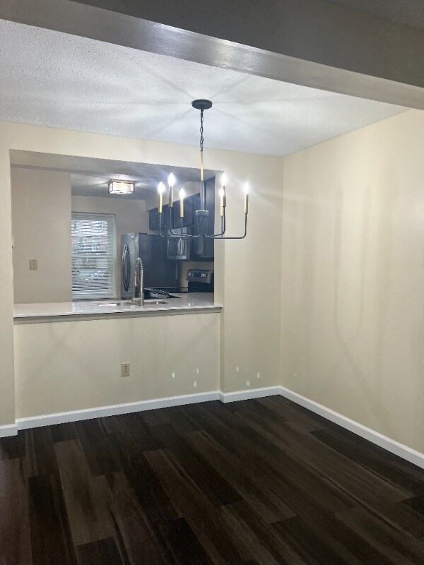 Building Photo - 378 Scott Ln