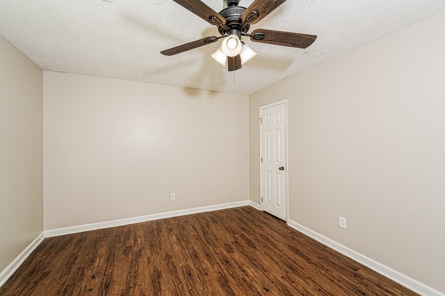 Building Photo - 5124 Rye Cir