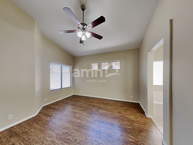 Building Photo - 8746 W Cherry Hills Dr