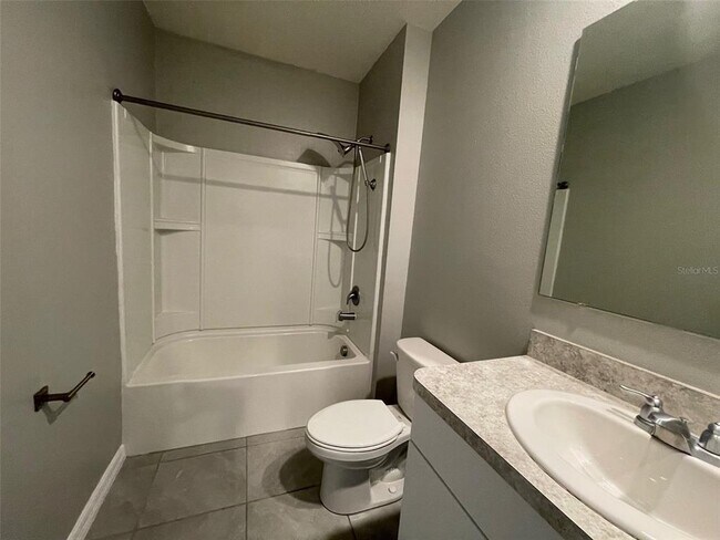 Building Photo - 3307 Summerdale Way