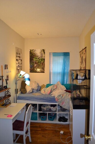 Building Photo - 896 Huntington Ave