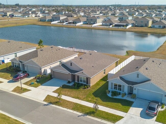 Building Photo - 803 Ace Outlaw Ave