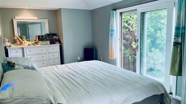 Building Photo - 352 Canterbury Rd