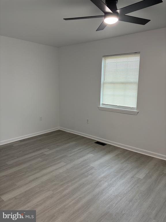 Building Photo - 14 Lyric Ct