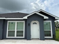 Building Photo - 13419 Braxton Rd