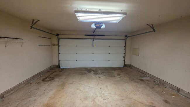 Building Photo - 3 Bed 2 Bath in Oklahoma City!