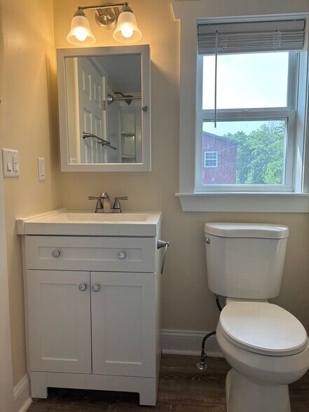 Bathroom - 31 Church Rd