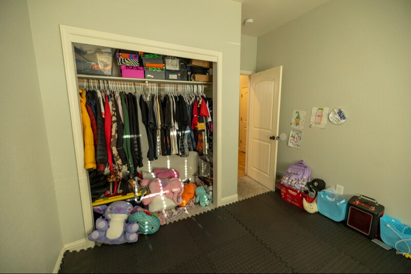 Building Photo - 1087 S Orangewood Dr