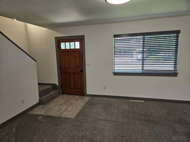 Building Photo - 3302 Laredo Dr
