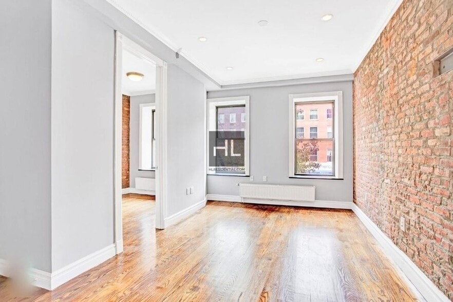 Building Photo - East 13th Street