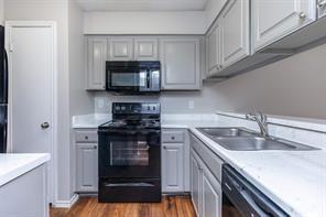 Building Photo - 3005 Mill Creek Way